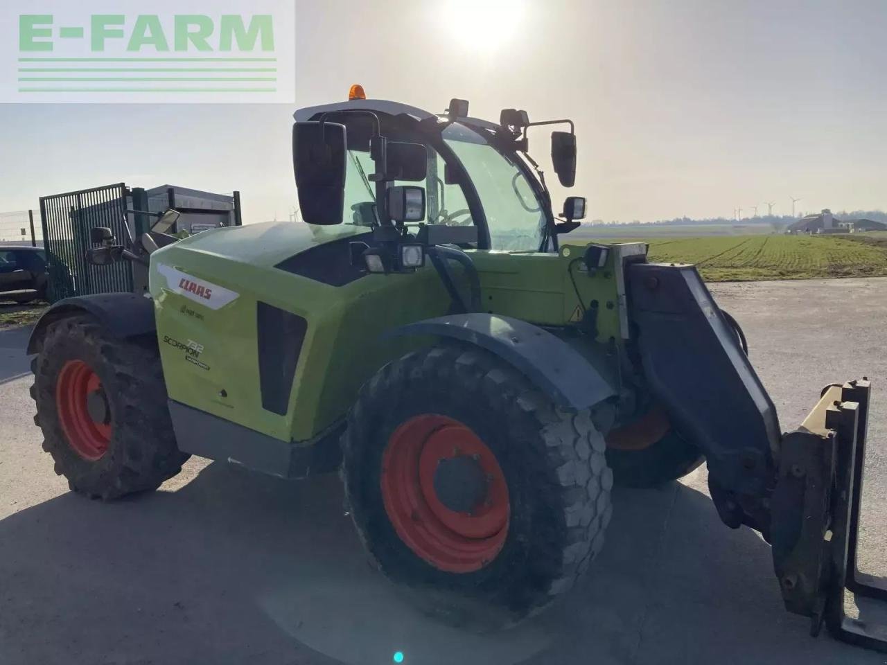 Teleskoplader tip CLAAS scorpion 732 vpwr, Gebrauchtmaschine in BLENDECQUES (Poză 2)