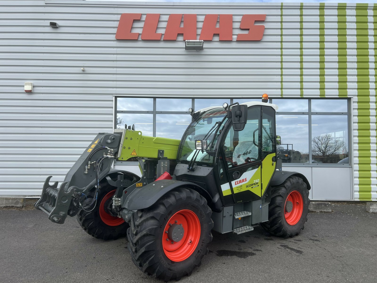 Teleskoplader typu CLAAS SCORPION 732 VPWR, Gebrauchtmaschine v Gannat (Obrázek 8)