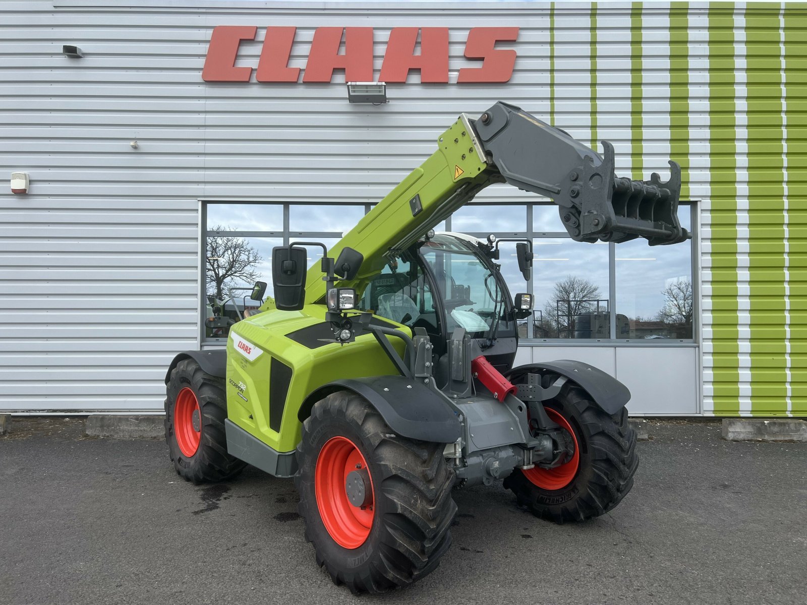 Teleskoplader typu CLAAS SCORPION 732 VPWR, Gebrauchtmaschine v Gannat (Obrázek 1)