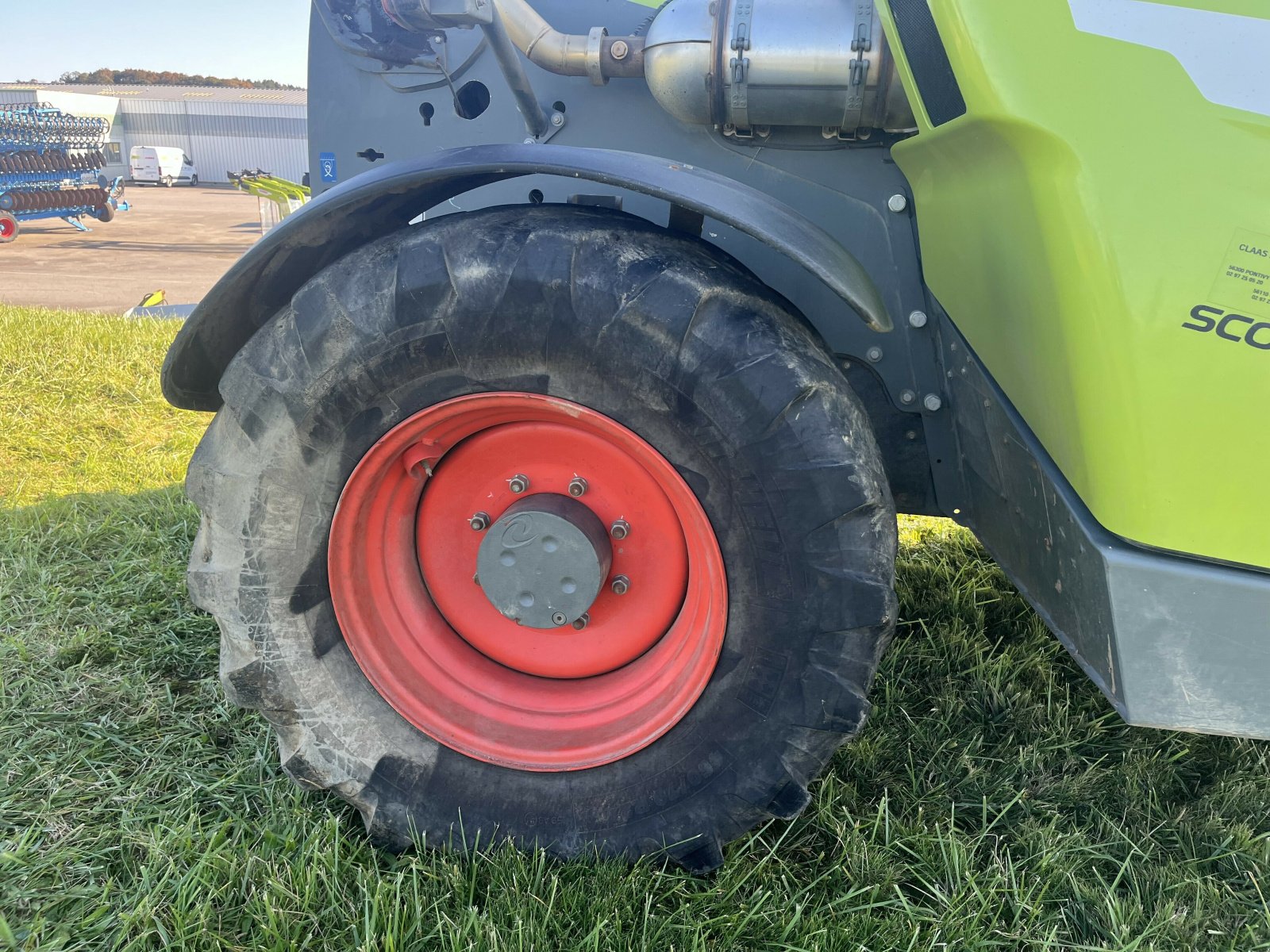 Teleskoplader of the type CLAAS SCORPION 736 VPWR S5 BUSINESS, Gebrauchtmaschine in PONTIVY (Picture 3)