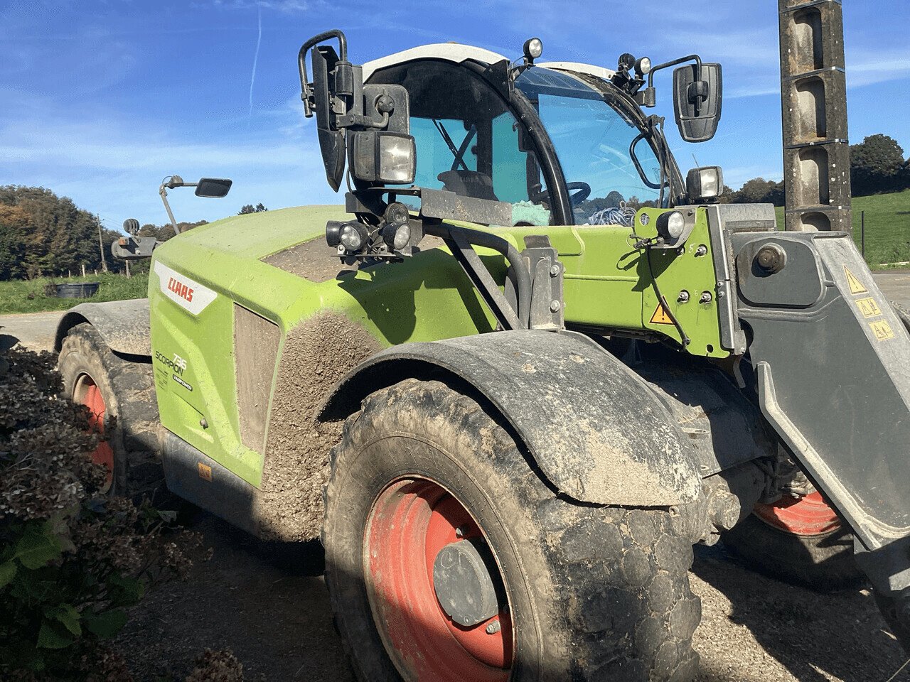 Teleskoplader typu CLAAS SCORPION 736 VPWR S5 TRADITION, Gebrauchtmaschine v PONTIVY (Obrázek 4)
