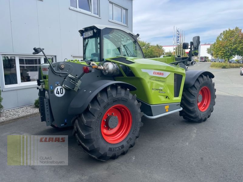 Teleskoplader des Typs CLAAS SCORPION 741 VARIPOWER 2 AVO25, Vorführmaschine in Hollfeld (Bild 6)