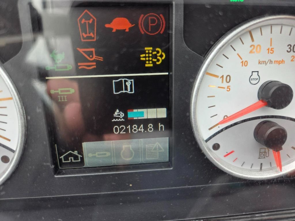 Teleskoplader tip CLAAS SCORPION 741 VARIPOWER, Gebrauchtmaschine in ATHIS (Poză 11)