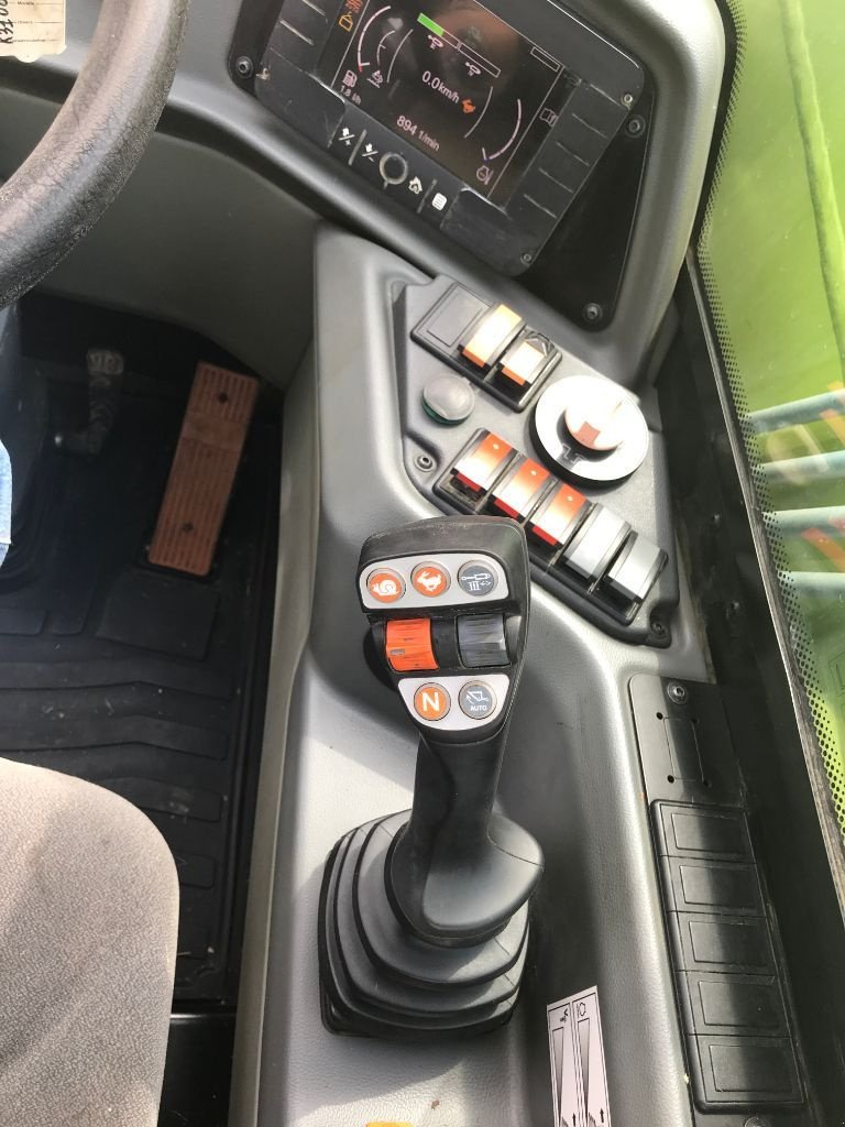 Teleskoplader of the type CLAAS SCORPION 741 VARIPOWER, Gebrauchtmaschine in MORLHON LE HAUT (Picture 10)