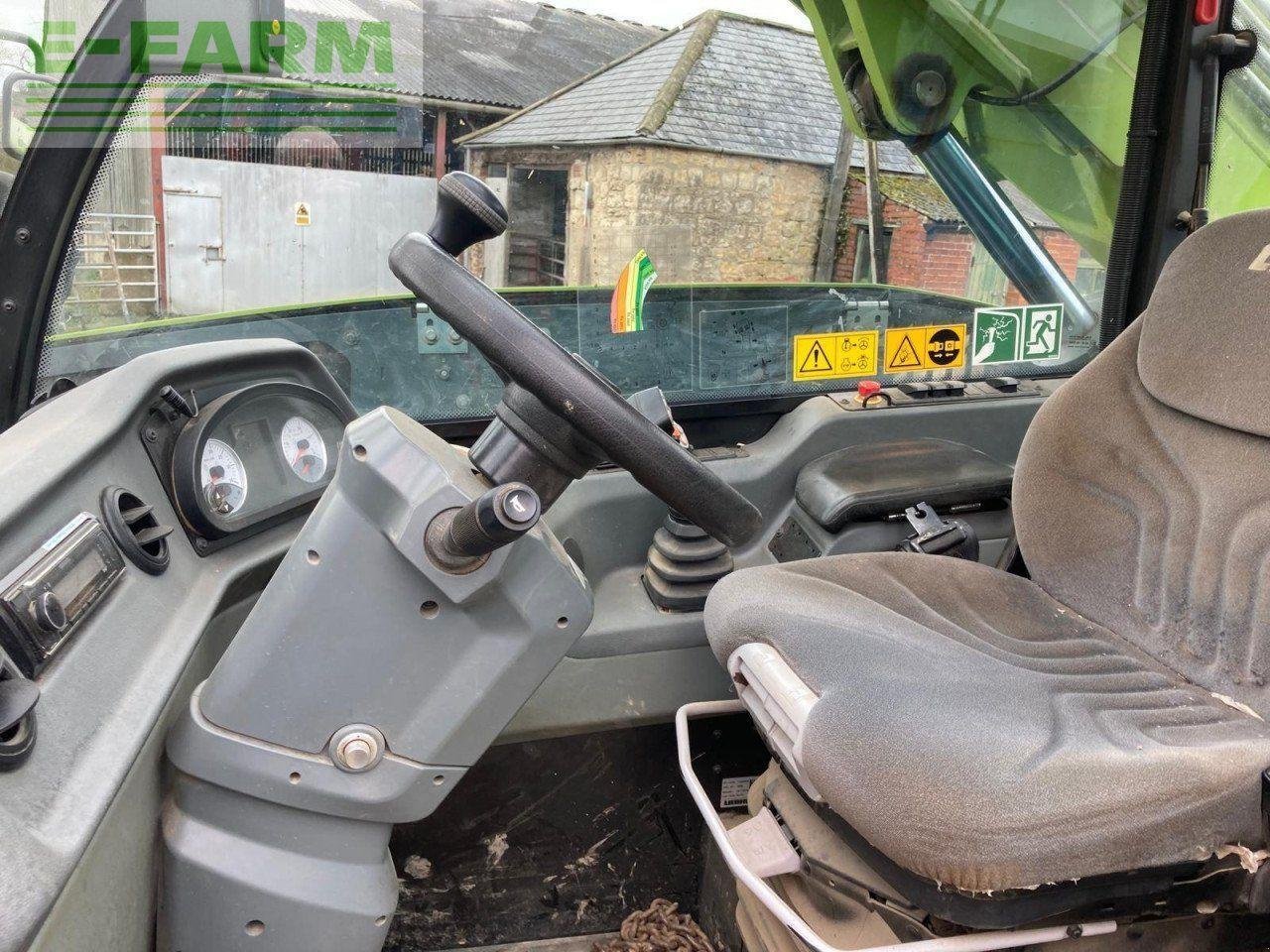 Teleskoplader of the type CLAAS SCORPION 741 VP, Gebrauchtmaschine in WILBERFOSS, YORK (Picture 5)