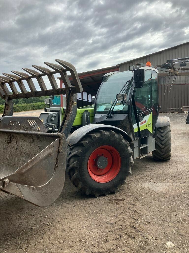 Teleskoplader tipa CLAAS SCORPION 741 VPWR S5 ADVANCE, Gebrauchtmaschine u AUTUN (Slika 1)