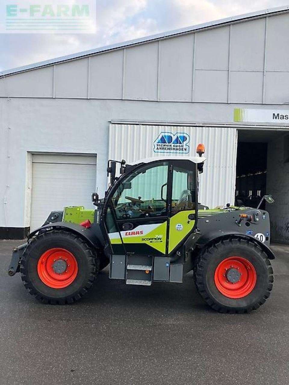 Teleskoplader des Typs CLAAS scorpion 741, Gebrauchtmaschine in AHRENSHAGEN (Bild 2)