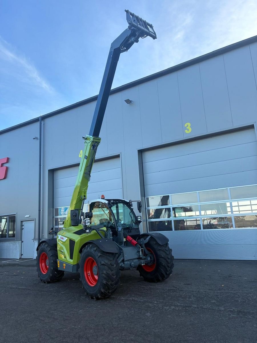 Teleskoplader des Typs CLAAS Scorpion 742, Neumaschine in Grund (Bild 10)