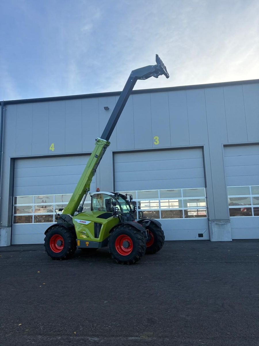 Teleskoplader des Typs CLAAS Scorpion 742, Neumaschine in Grund (Bild 9)