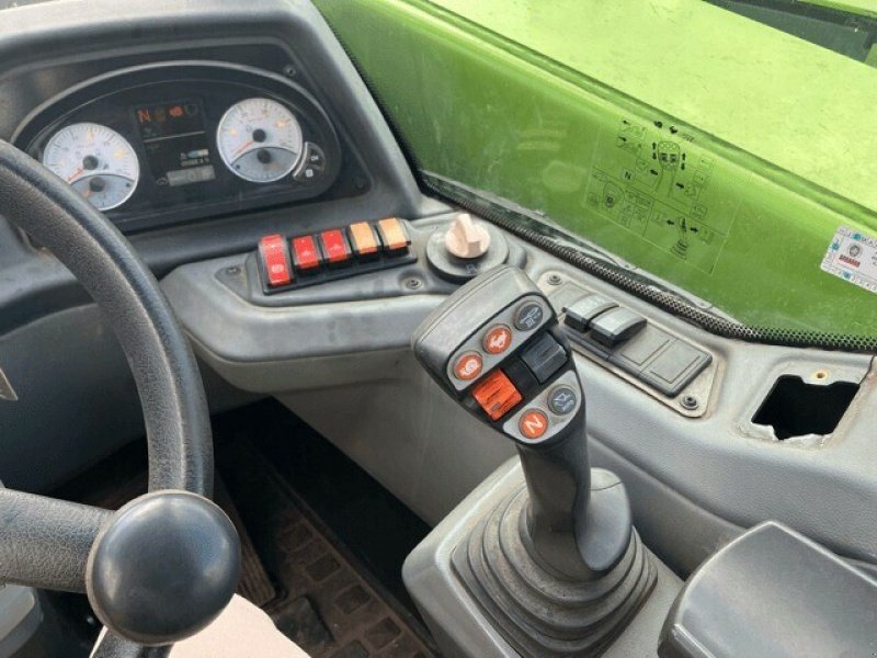 Teleskoplader typu CLAAS SCORPION 746 ADVANCE, Gebrauchtmaschine v Feurs (Obrázek 5)