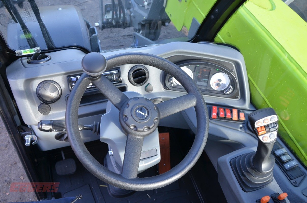 Teleskoplader of the type CLAAS SCORPION 746 VARIPOWER - Gener, Neumaschine in Suhlendorf (Picture 13)