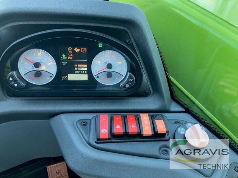 Teleskoplader of the type CLAAS SCORPION 746 VARIPOWER, Neumaschine in Fritzlar (Picture 9)