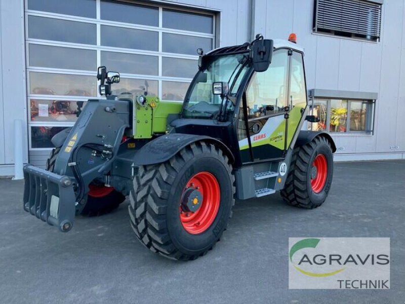 Teleskoplader of the type CLAAS SCORPION 746 VARIPOWER, Neumaschine in Fritzlar (Picture 2)