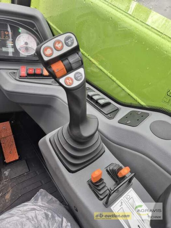 Teleskoplader des Typs CLAAS SCORPION 746 VARIPOWER, Neumaschine in Alpen (Bild 15)