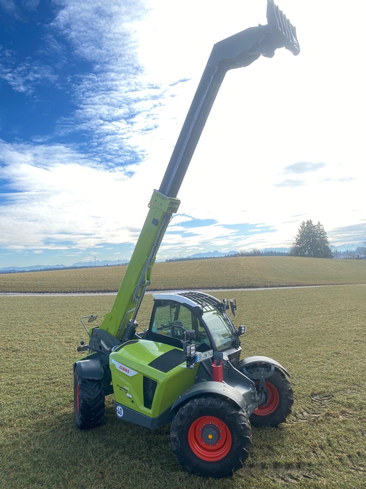 Teleskoplader des Typs CLAAS Scorpion 746 Varipower, Gebrauchtmaschine in Taglaching (Bild 2)