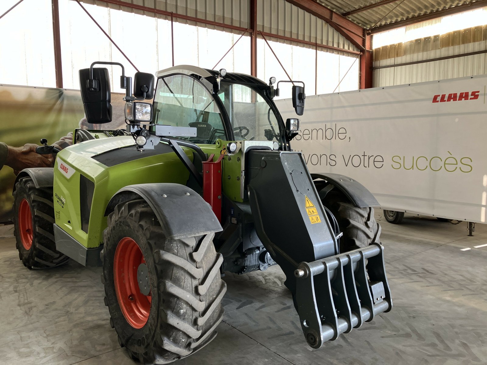 Teleskoplader typu CLAAS SCORPION 746 VP, Gebrauchtmaschine v AUTUN (Obrázek 7)