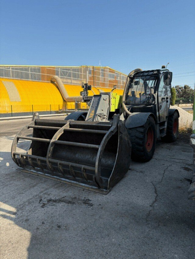 Teleskoplader typu CLAAS SCORPION 746 VPWR S5 TRADITION, Gebrauchtmaschine v Feurs (Obrázek 1)