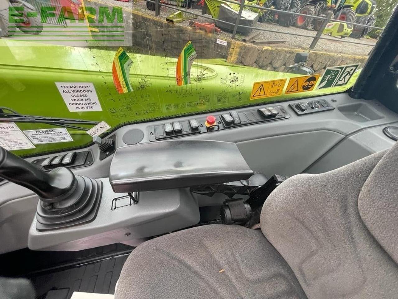 Teleskoplader of the type CLAAS SCORPION 746, Gebrauchtmaschine in PETWORTH (Picture 7)