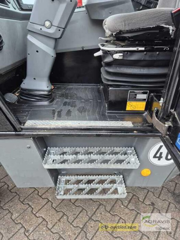 Teleskoplader Türe ait CLAAS SCORPION 756 VARIPOWER PLUS, Vorführmaschine içinde Alpen (resim 16)