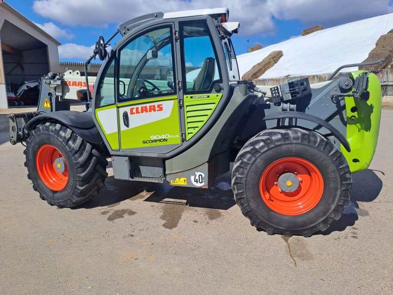 Teleskoplader типа CLAAS Scorpion 9040 Plus, Gebrauchtmaschine в Monheim (Фотография 1)