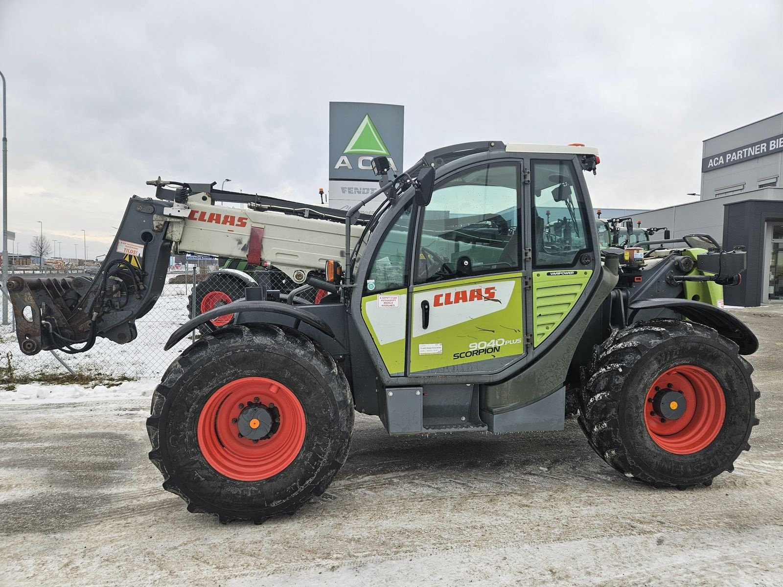 Teleskoplader typu CLAAS Scorpion 9040, Gebrauchtmaschine w Siget in der Wart (Zdjęcie 1)