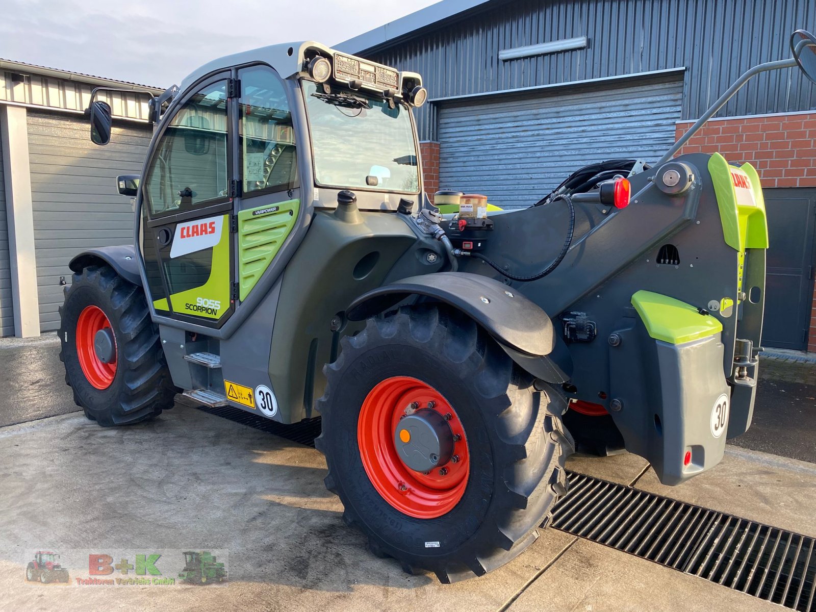 Teleskoplader za tip CLAAS Scorpion 9055 VP, Gebrauchtmaschine u Kettenkamp (Slika 3)