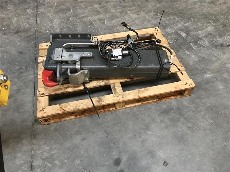 Teleskoplader van het type CLAAS SCORPION Hydr. hitch for 735-756, Gebrauchtmaschine in Mern (Foto 1)