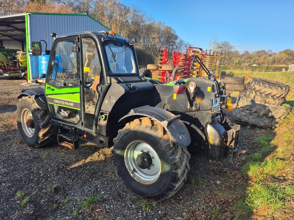 Teleskoplader от тип Deutz-Fahr Caterpillar Agrovector 37.7, Gebrauchtmaschine в Savigny sur Braye (Снимка 4)