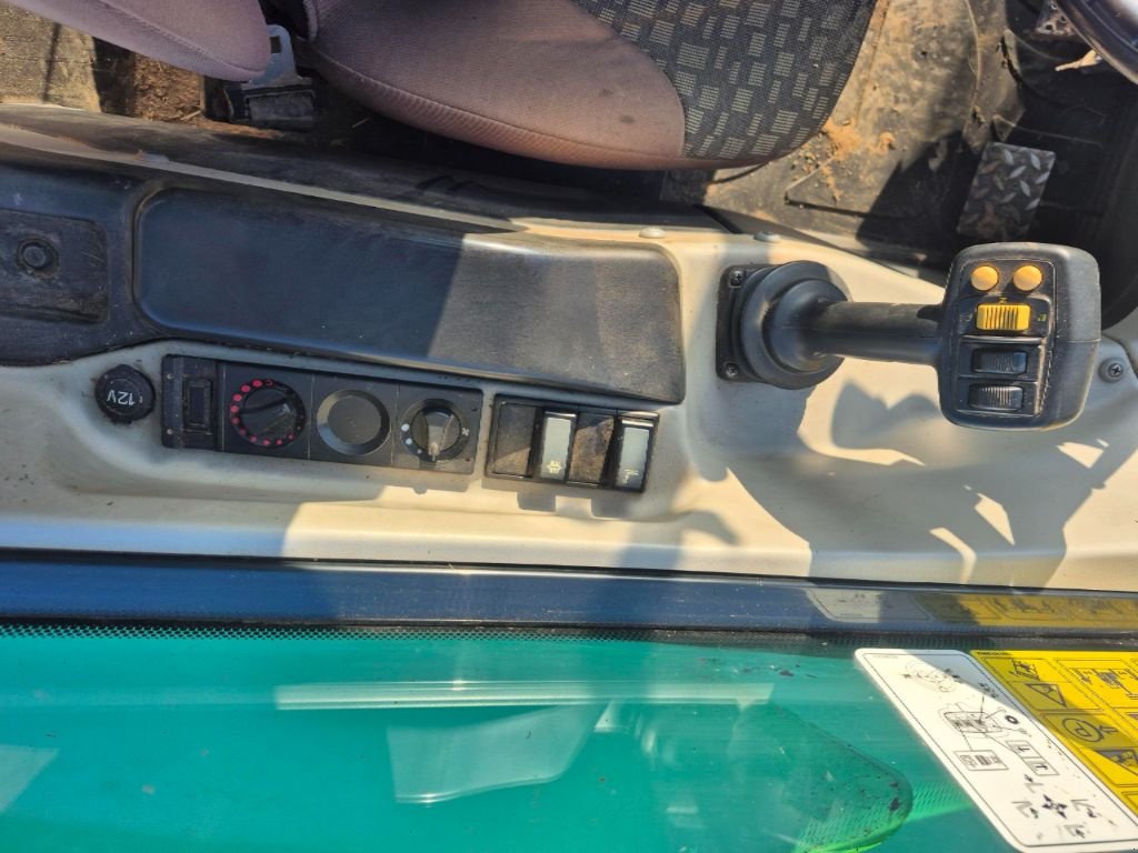 Teleskoplader от тип Deutz-Fahr Caterpillar Agrovector 37.7, Gebrauchtmaschine в Savigny sur Braye (Снимка 7)