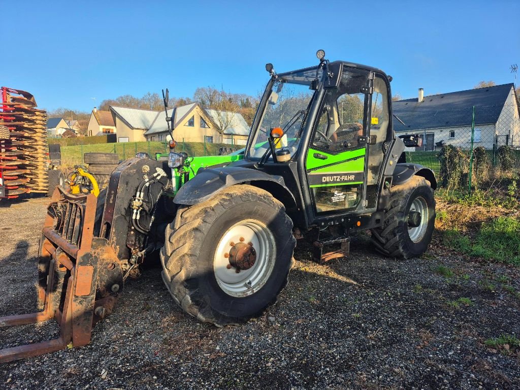 Teleskoplader от тип Deutz-Fahr Caterpillar Agrovector 37.7, Gebrauchtmaschine в Savigny sur Braye (Снимка 1)