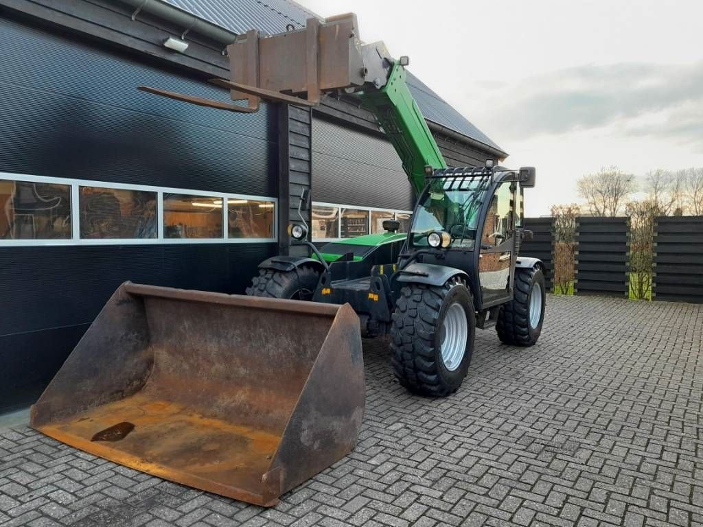 Teleskoplader of the type Deutz Agro 35.7 H verreiker bak en vorken, Gebrauchtmaschine in Ederveen (Picture 10)