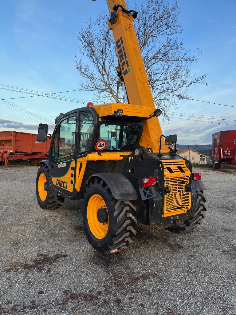 Teleskoplader des Typs DIECI AGRI FARMER 32.6, Gebrauchtmaschine in VERNOUX EN VIVARAIS (Bild 2)