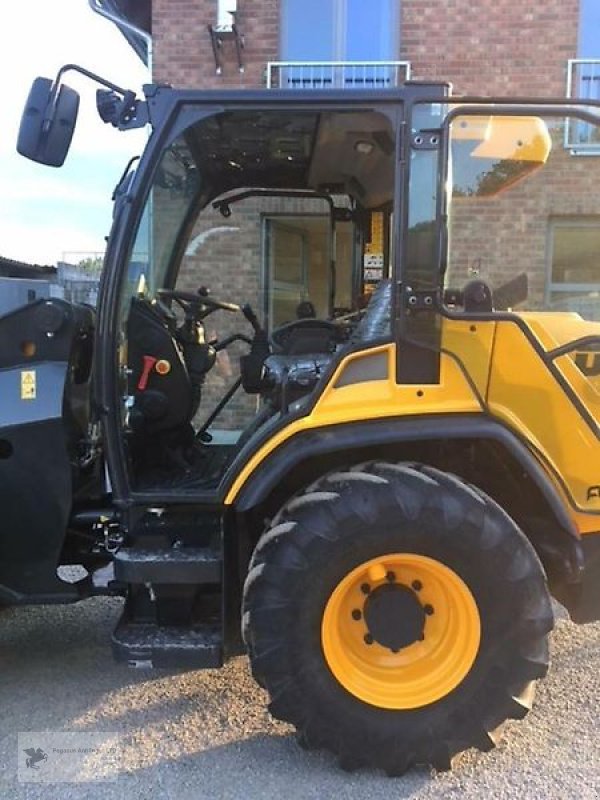 Teleskoplader of the type DIECI Agri Pivot T60 Teleskoplader ,Radlader , Hoflader Hoftruck, Gebrauchtmaschine in Gevelsberg (Picture 8)