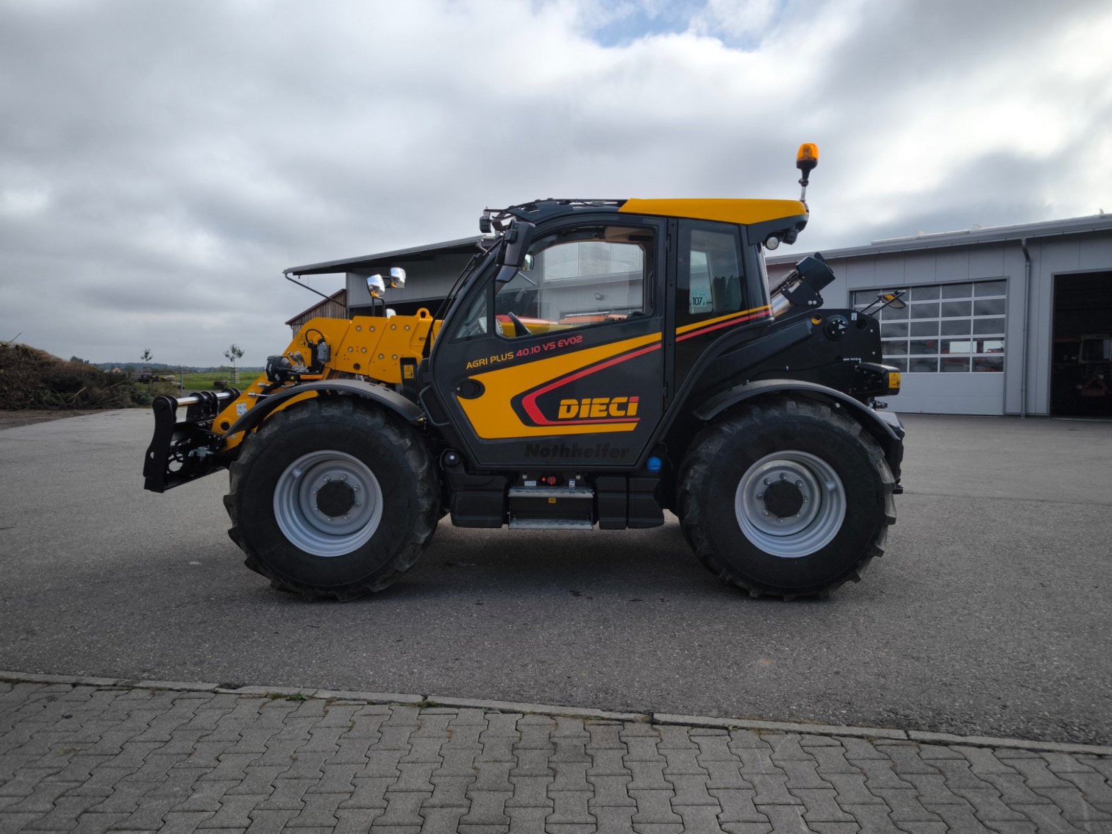 Teleskoplader des Typs DIECI Agri Plus 40.10 VS EVO2, Gebrauchtmaschine in Meßkirch (Bild 2)