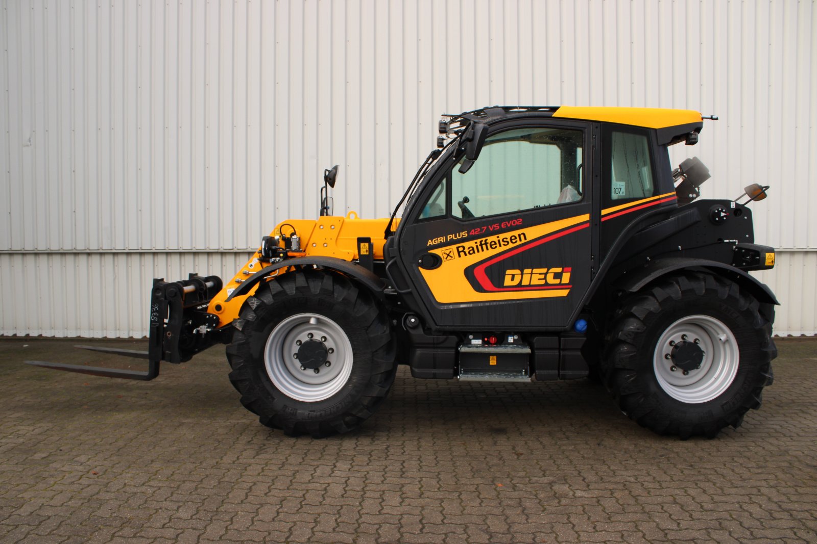 Teleskoplader van het type DIECI AGRI PLUS 42.7 VS EVO2 GD, Neumaschine in Holle- Grasdorf (Foto 1)