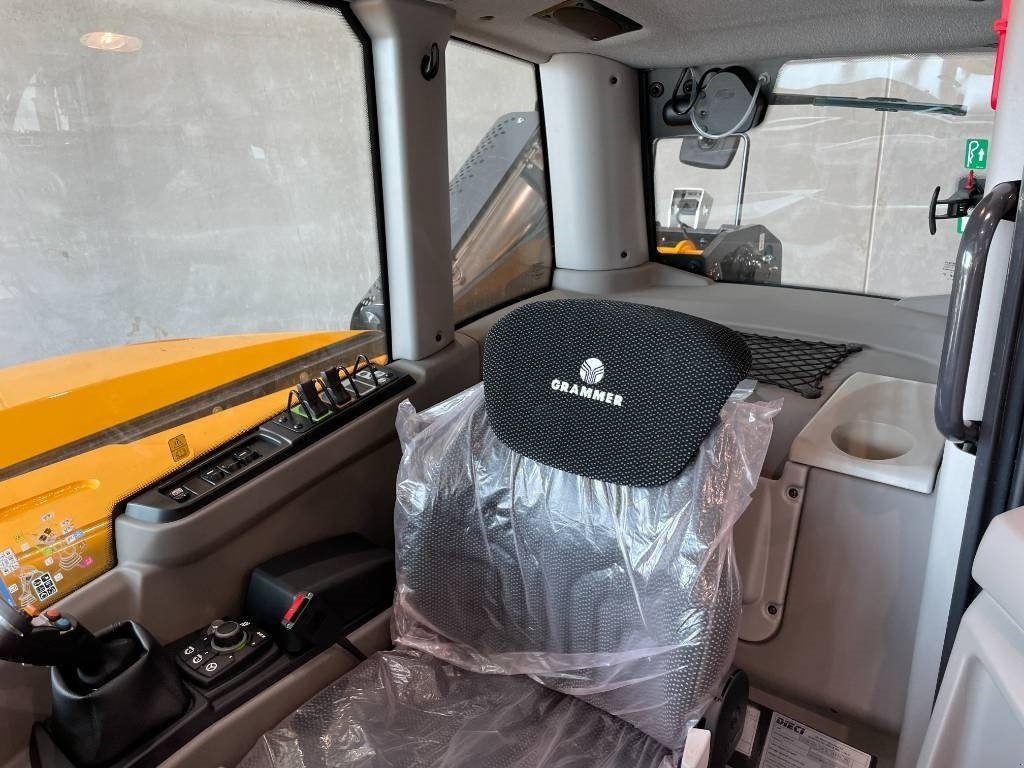 Teleskoplader типа DIECI Agri Plus 42.7 VS EVO2, Gebrauchtmaschine в Vrå, Frejlev, Hornslet & Ringsted (Фотография 10)