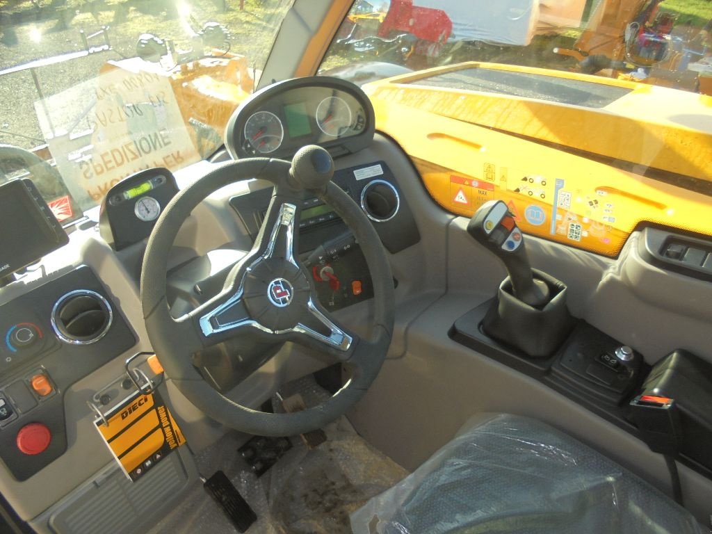 Teleskoplader of the type DIECI AGRISTAR 40.8 EVO, Gebrauchtmaschine in AUTHON (Picture 8)