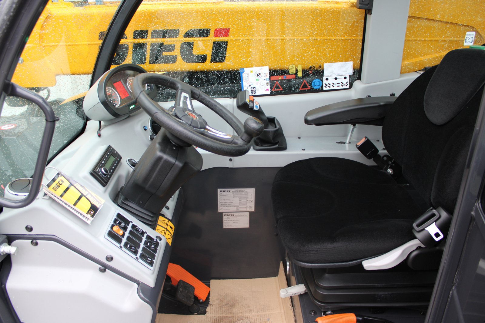 Teleskoplader van het type DIECI APOLLO 20.4 SMART, Neumaschine in Holle- Grasdorf (Foto 11)