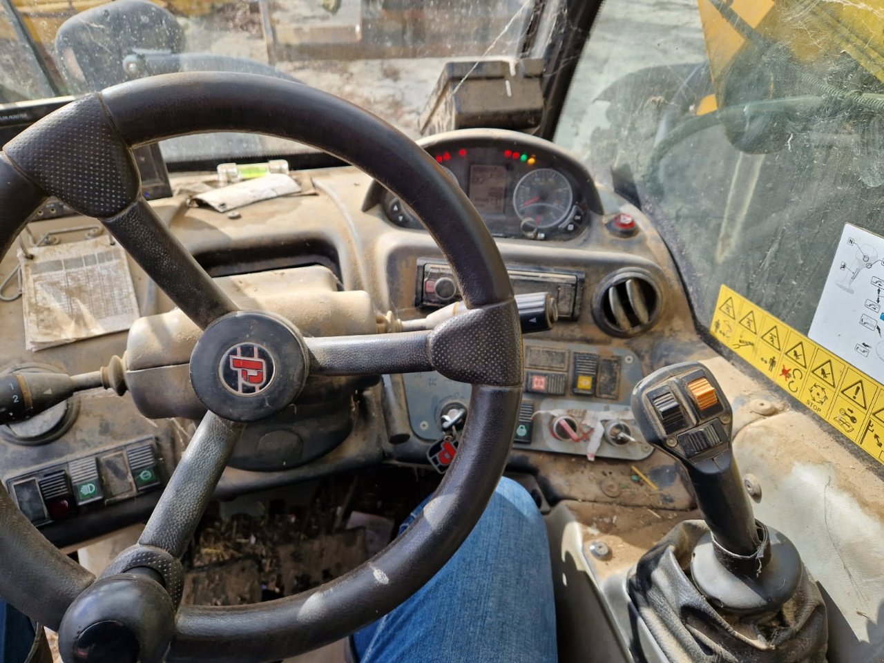 Teleskoplader typu DIECI DEDALUS 32.6, Gebrauchtmaschine v LACAPELLE-MARIVAL (Obrázek 4)