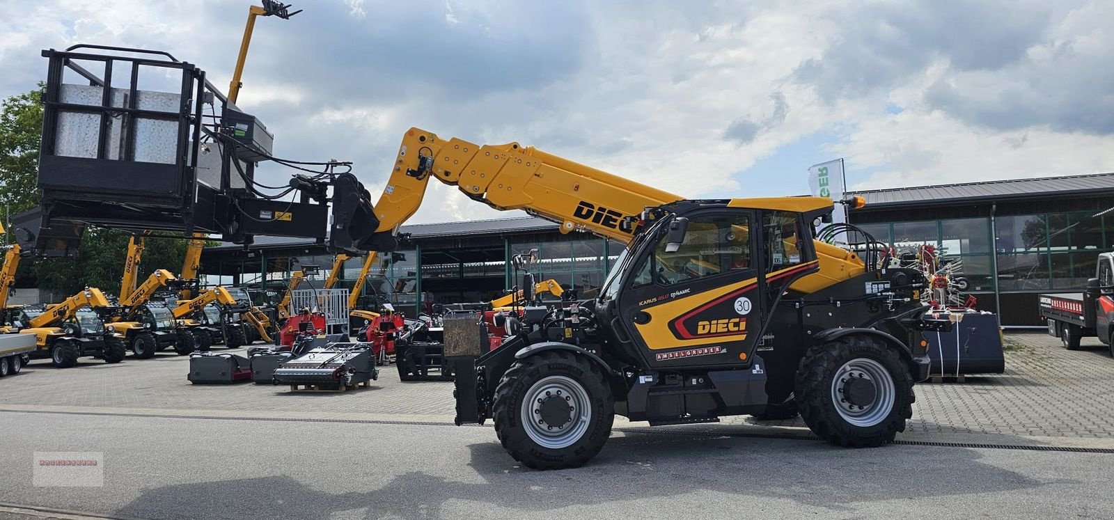 Teleskoplader of the type DIECI Icarus 45.17 Dynamic GD mit Arbeitskorb schwenk+, Gebrauchtmaschine in Tarsdorf (Picture 1)