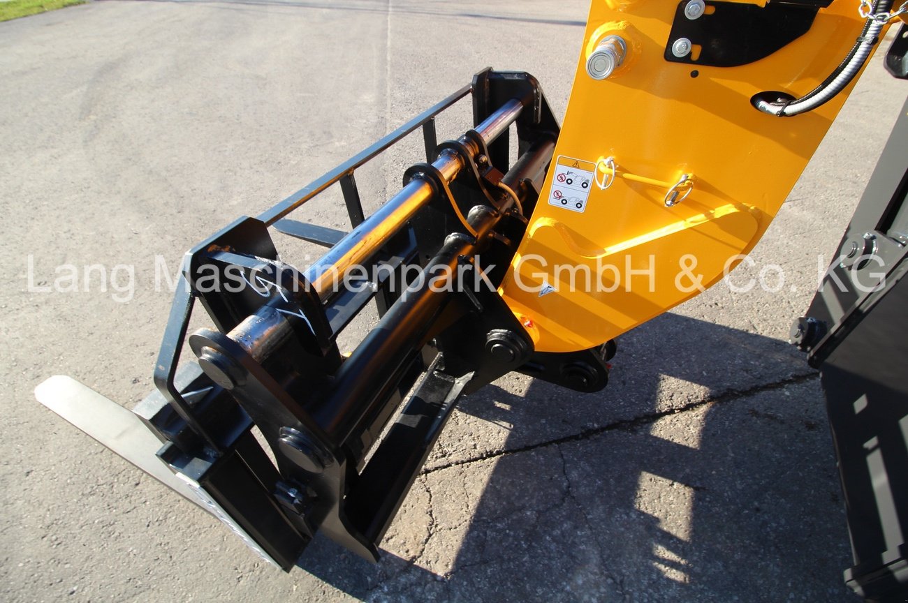 Teleskoplader of the type DIECI Icarus 45.17 Dynamic, Neumaschine in Petting (Picture 11)