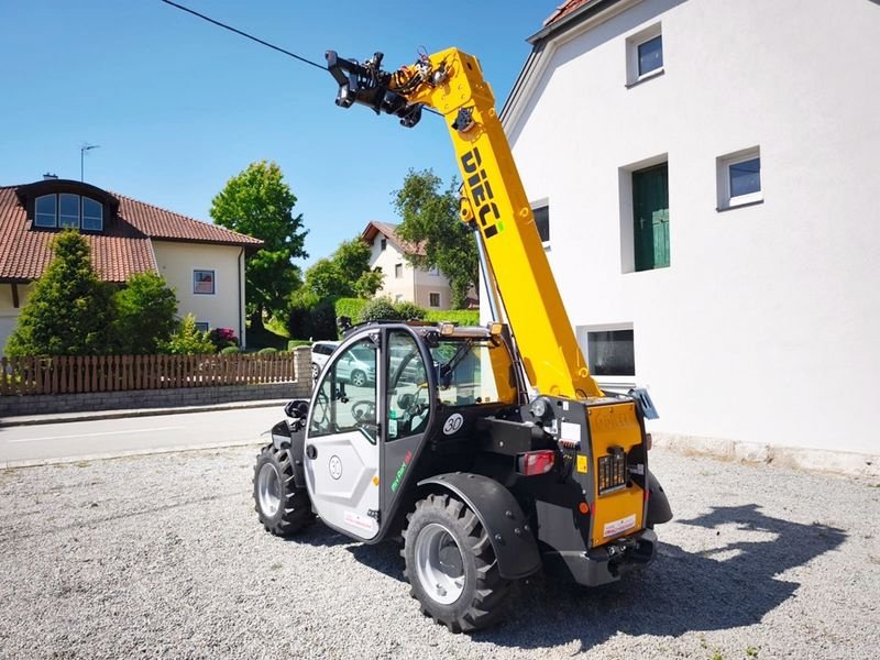 Teleskoplader des Typs DIECI Mini Agri 26.6 Teleskoplader, Neumaschine in St. Marienkirchen (Bild 17)
