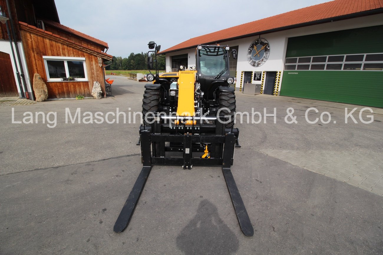 Teleskoplader des Typs DIECI Zeus 40.13, Neumaschine in Petting (Bild 10)