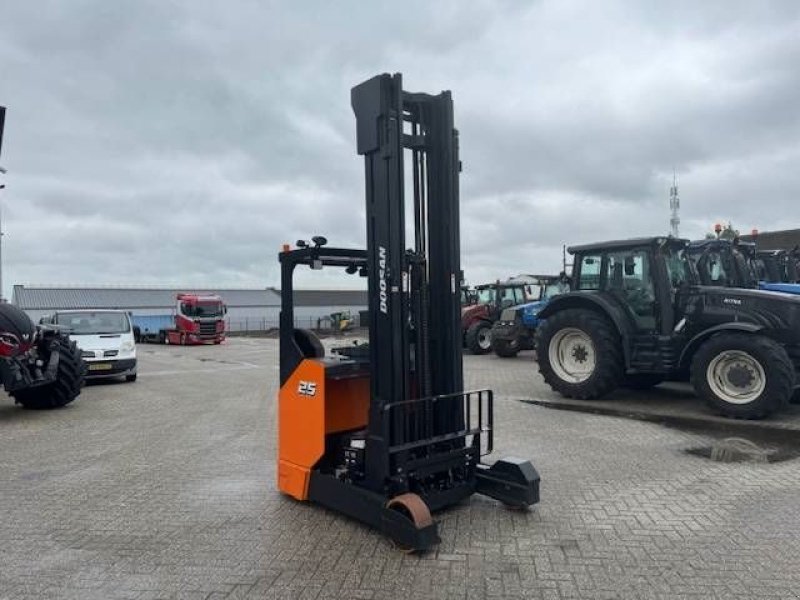 Teleskoplader типа Doosan BR 25 JW-9, Gebrauchtmaschine в Marknesse (Фотография 8)