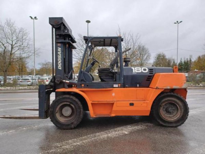 Teleskoplader van het type Doosan D1808-S, Gebrauchtmaschine in senlis (Foto 5)