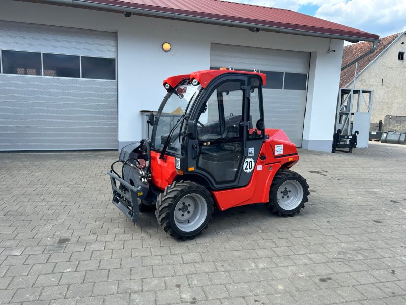 Teleskoplader des Typs Everun ERT1500, Neumaschine in Rennertshofen (Bild 1)