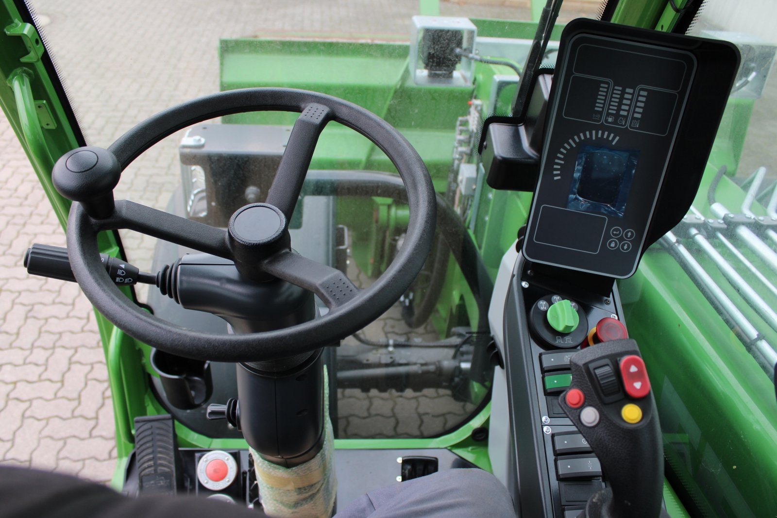 Teleskoplader typu Fendt Cargo T955, Neumaschine w Holle- Grasdorf (Zdjęcie 16)