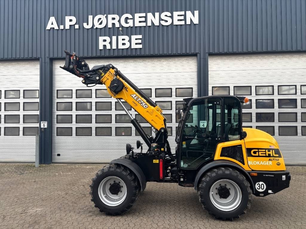 Teleskoplader of the type Gehl ALT 750, Gebrauchtmaschine in Ribe (Picture 1)