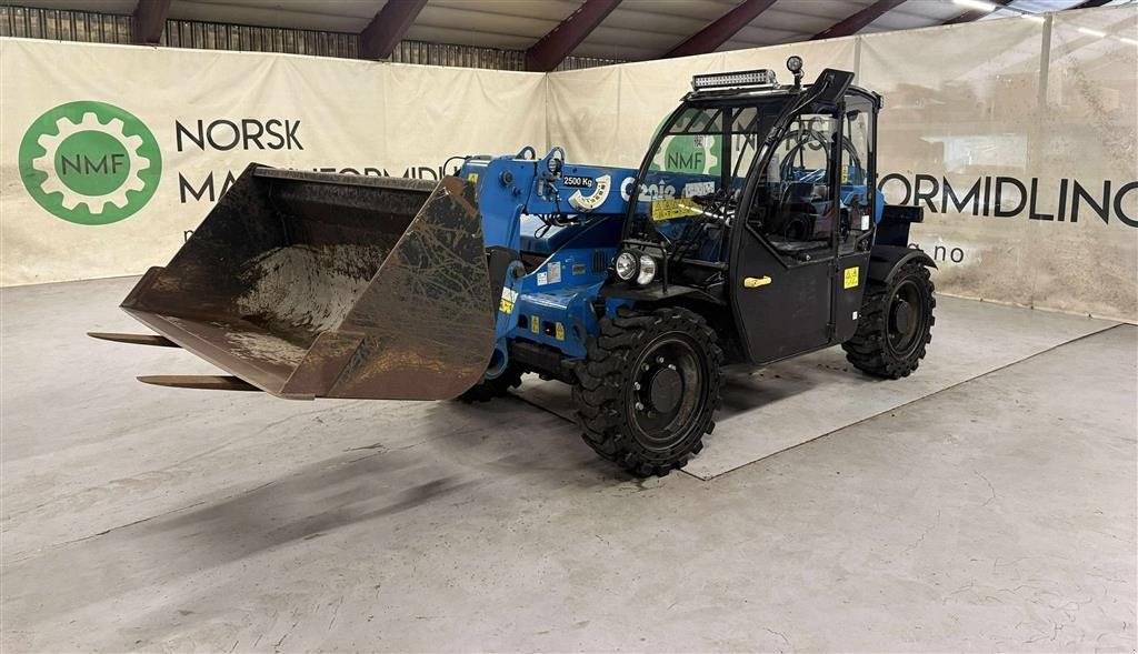 Teleskoplader от тип Genie GTH-2506 Skuffe og pallegaffel, Gebrauchtmaschine в Ølen (Снимка 2)