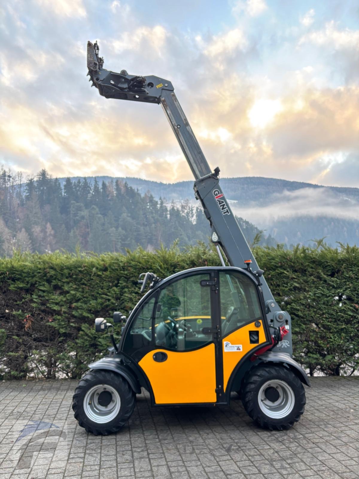 Teleskoplader del tipo GiANT 4548 Tendo, Gebrauchtmaschine en Kiens / Südtirol (Imagen 2)
